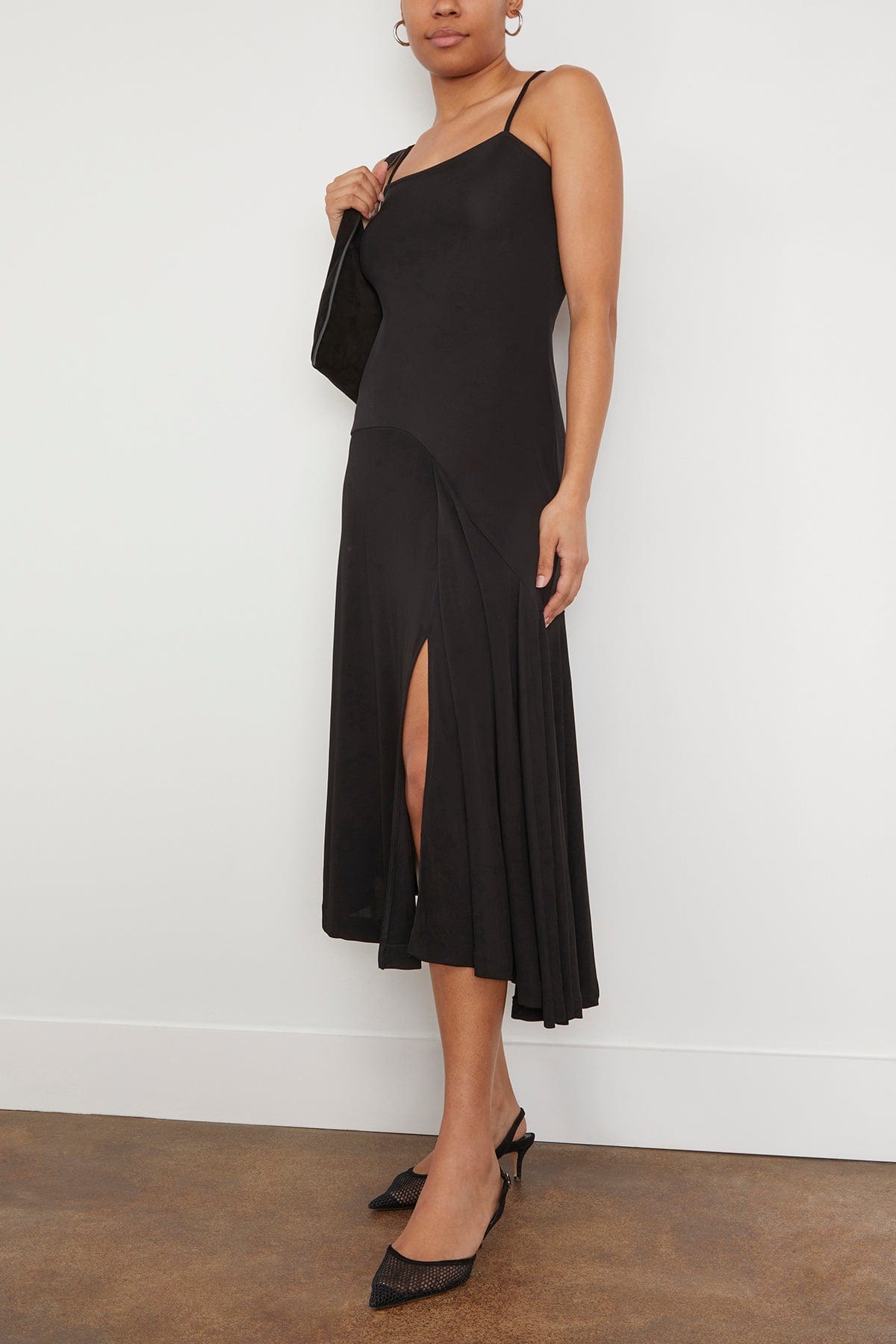 Contour Seam Dress in Black