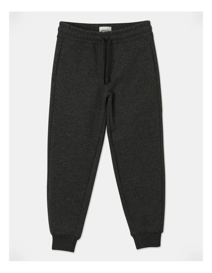 Essentials Trackpant in Charcoal