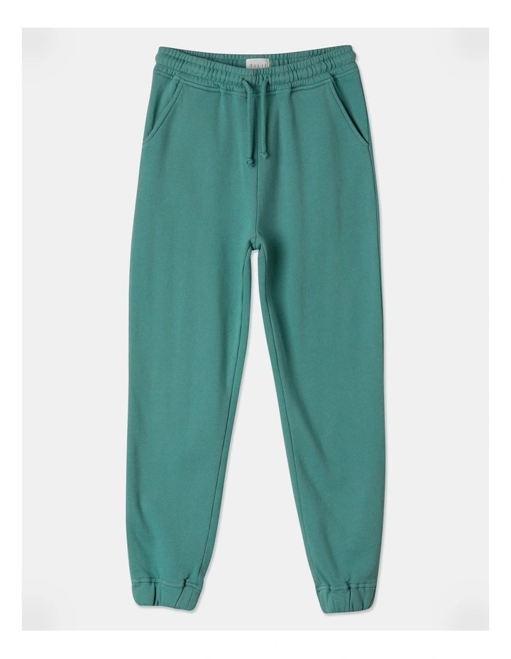 Essentials Trackpant in Green