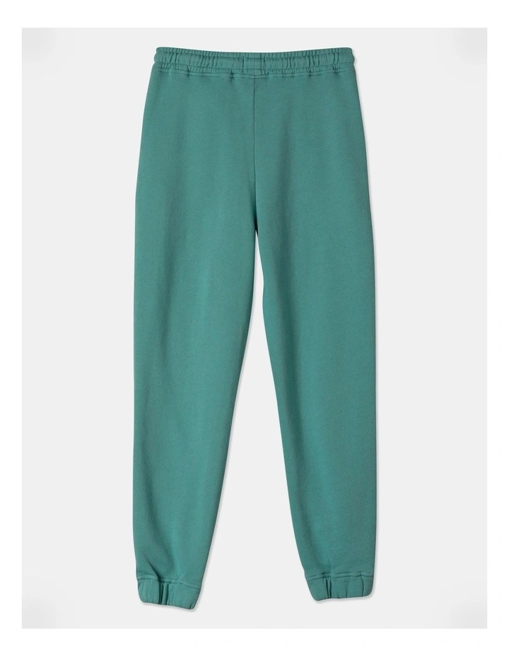 Essentials Trackpant in Green