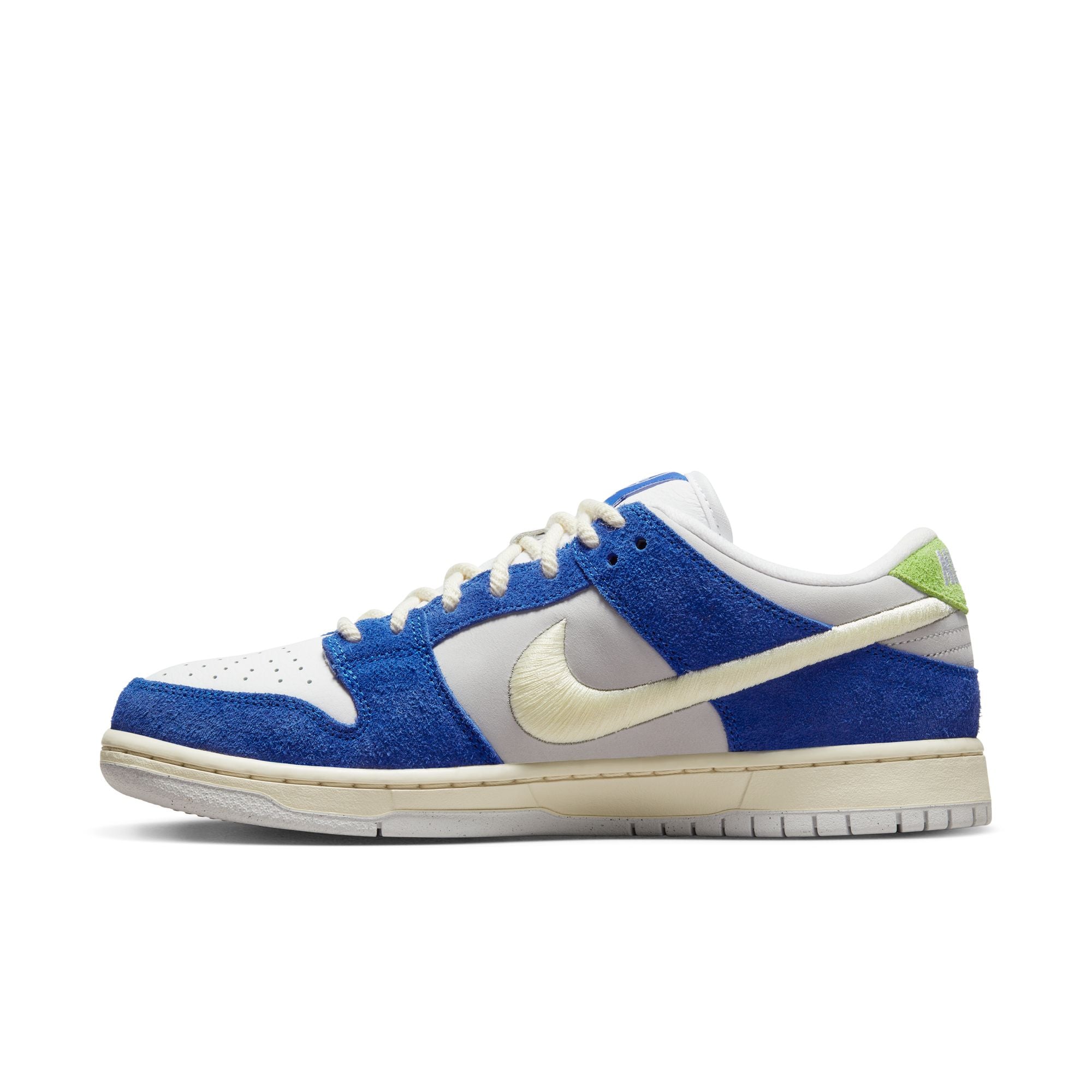 NIKE SB DUNK LOW PRO QS FLY STREETWEAR GARDENIA