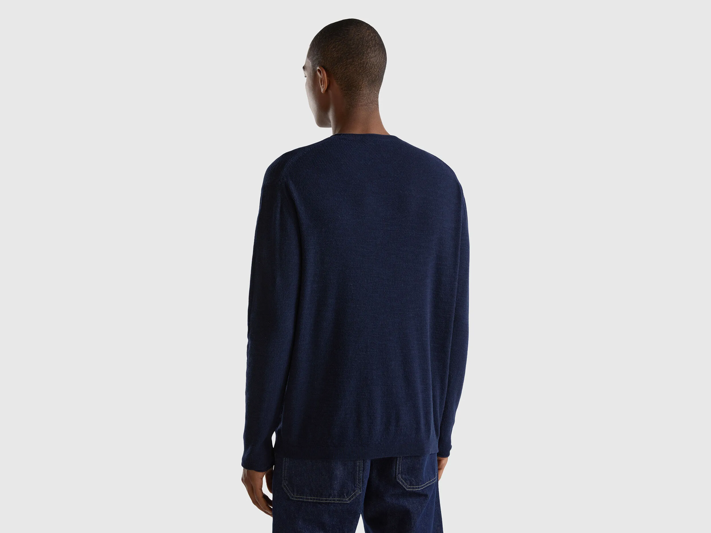 Regular fit sweater in linen blend - Dark Blue | Benetton