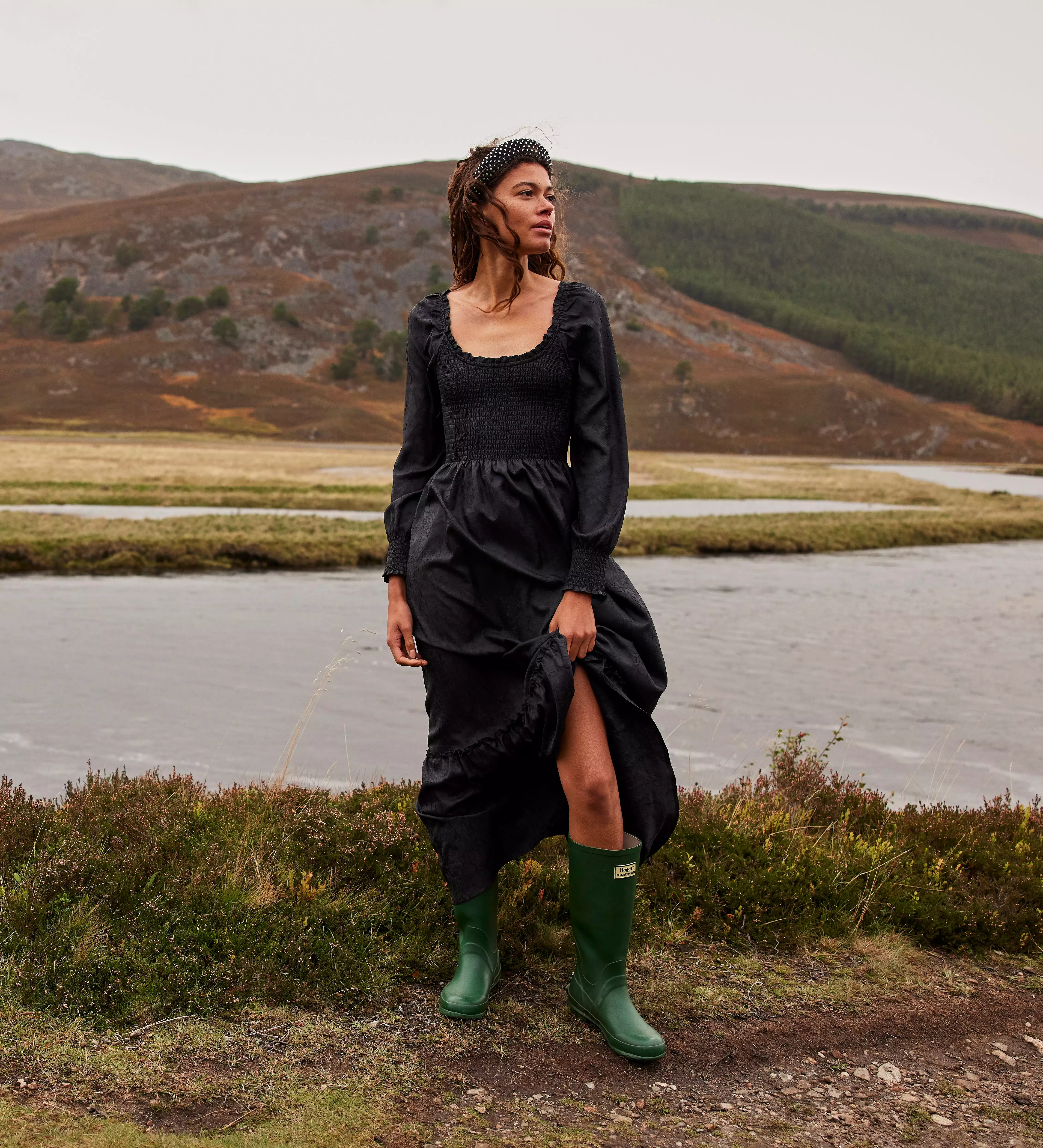 The Emily Nap Dress - Black Crushed Taffeta